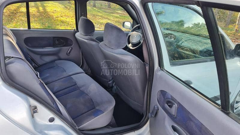 Renault Clio 1.9