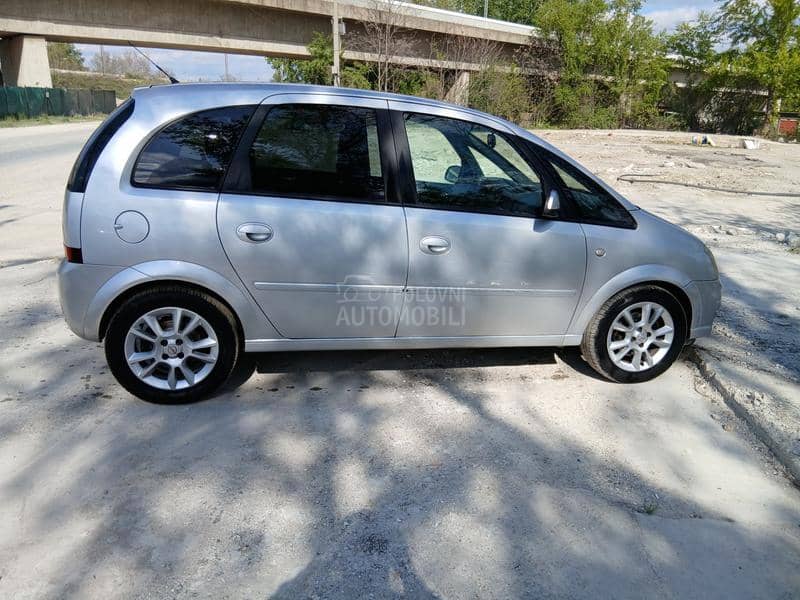 Opel Meriva 1.6i