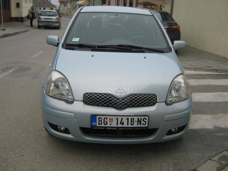 Toyota Yaris 1.0 vvt-i