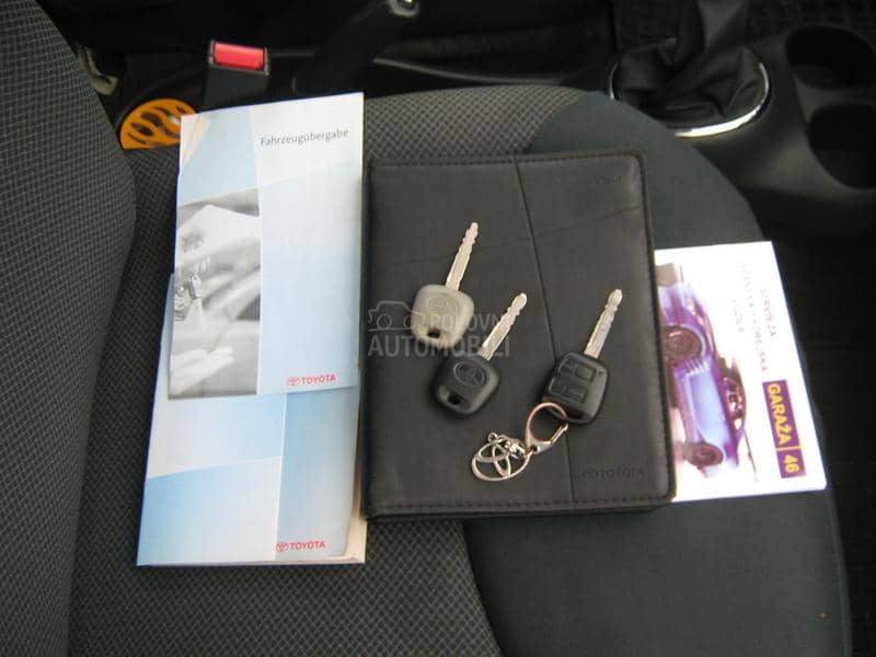 Toyota Yaris 1.0 vvt-i