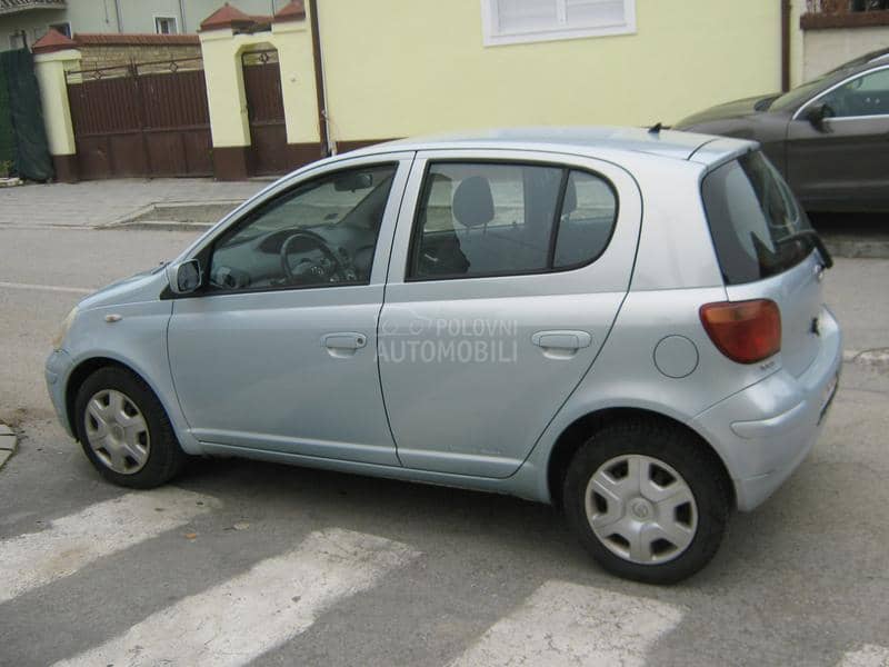 Toyota Yaris 1.0 vvt-i