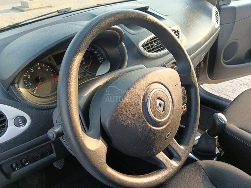 Renault Clio 1.2 16V