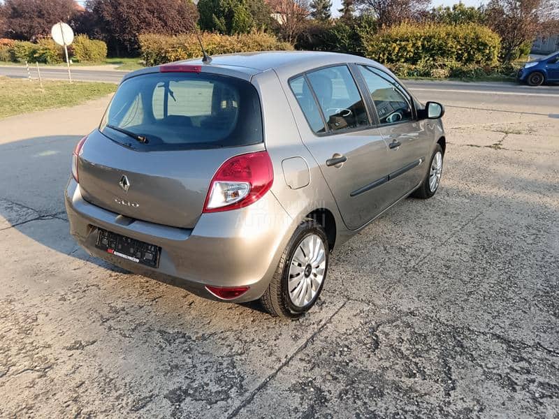 Renault Clio 1.2 16V