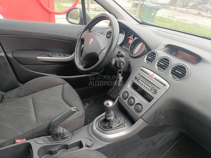 Peugeot 308 1.6 EHDI