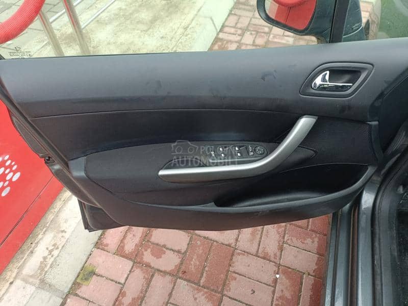 Peugeot 308 1.6 EHDI