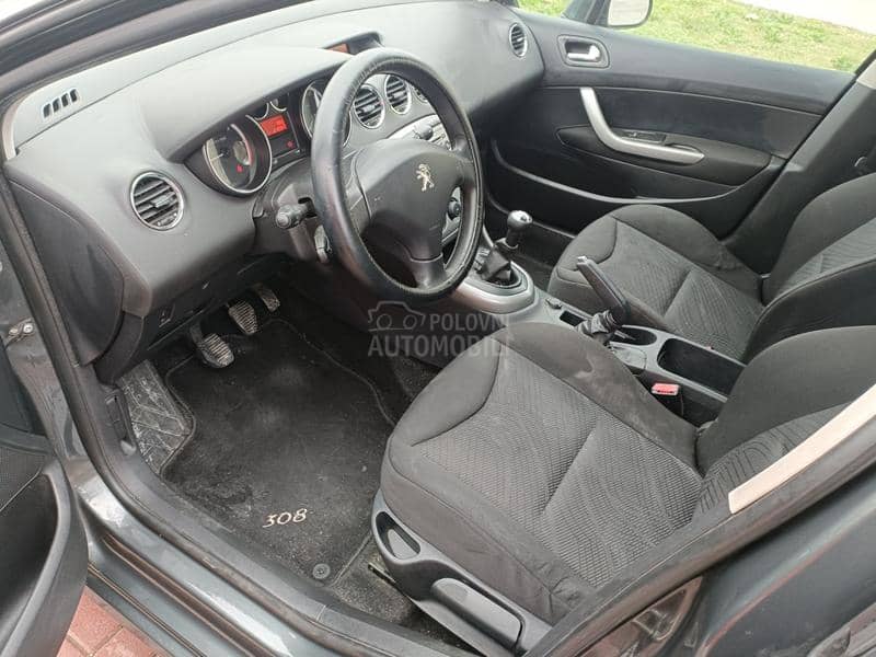 Peugeot 308 1.6 EHDI