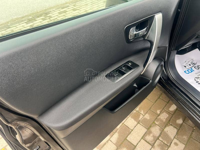 Nissan Qashqai NA VI/KAMERA/T O P