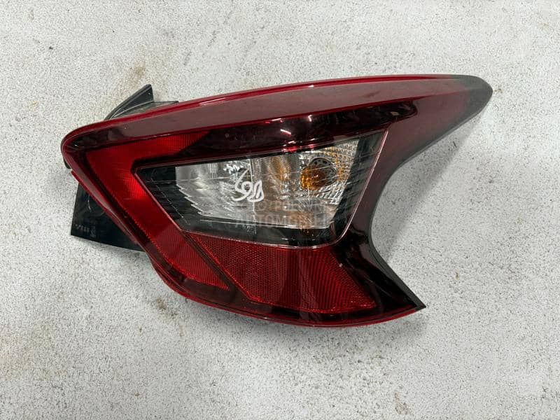 Stop svetlo desno lampa desna