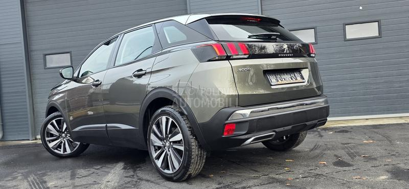 Peugeot 3008 1.2 Allure