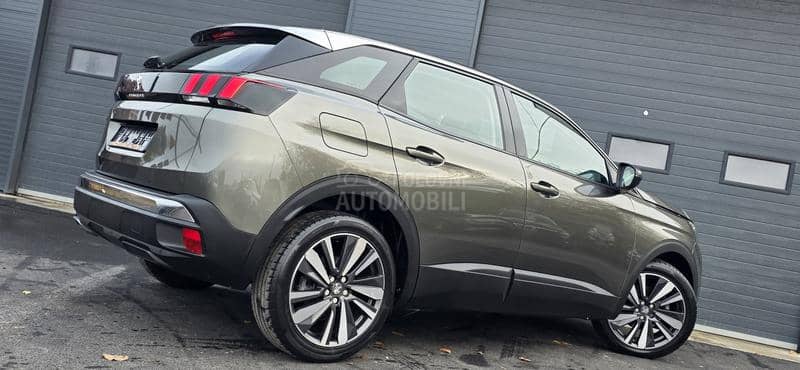 Peugeot 3008 1.2 Allure