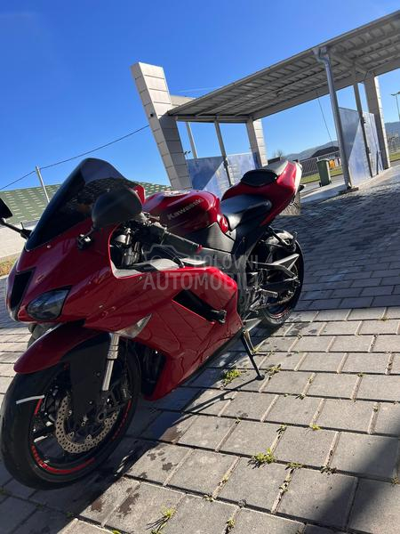 Kawasaki zx6r