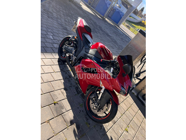 Kawasaki zx6r