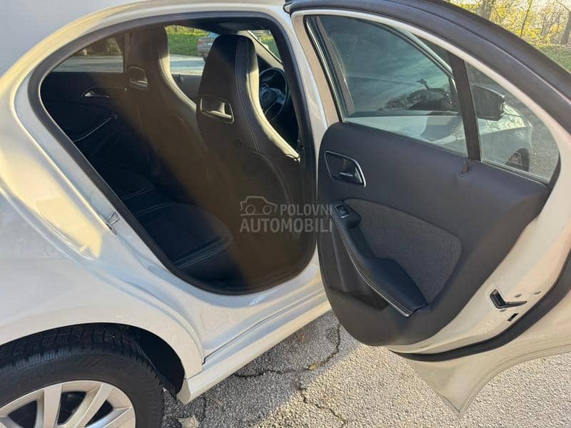 Mercedes Benz A 180 P.E.R.F.E.K.T-CH