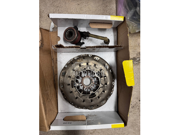 polovni set kvacilo i zamajac za Renault Talisman od 2016. do 2019. god.