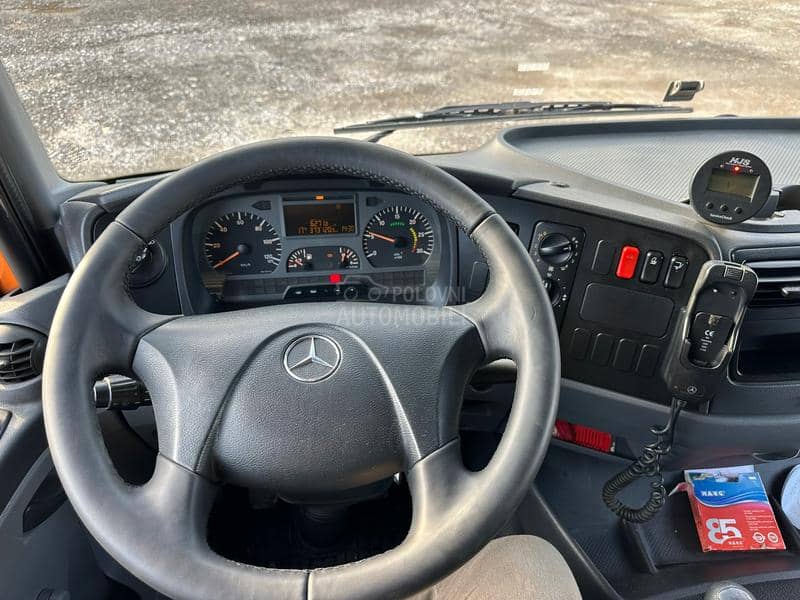 Mercedes Benz 1023 5.40