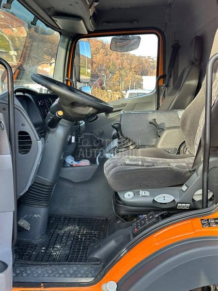 Mercedes Benz 1023 5.40