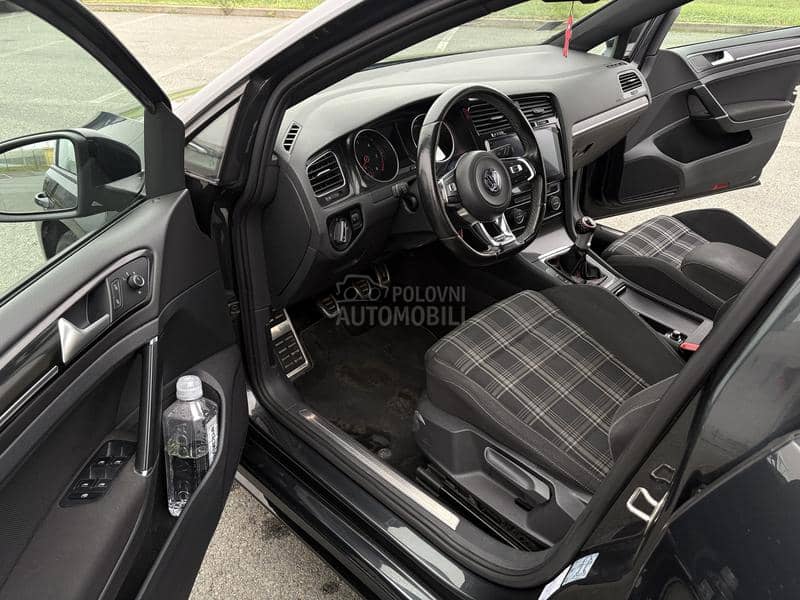 Volkswagen Golf 7 GTD