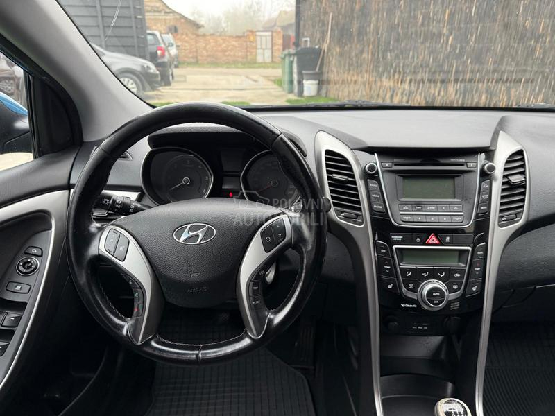 Hyundai i30 1.6 crdi