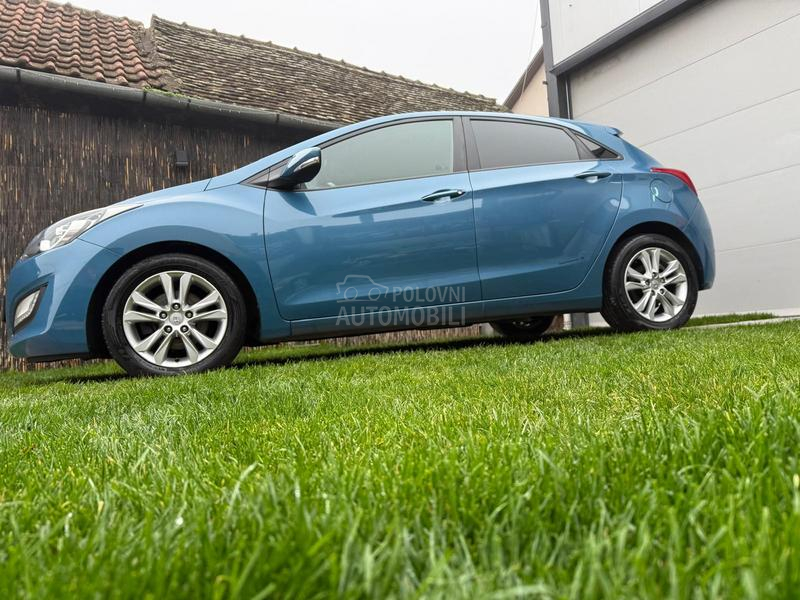 Hyundai i30 1.6 crdi