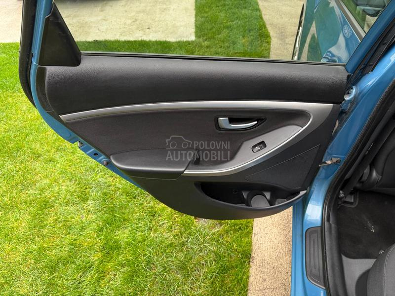 Hyundai i30 1.6 crdi