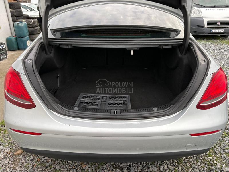 Mercedes Benz E 200 200cdi ocuvan
