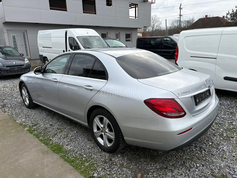 Mercedes Benz E 200 200cdi ocuvan