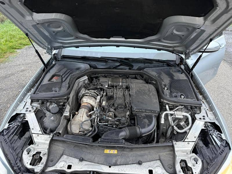Mercedes Benz E 200 200cdi ocuvan