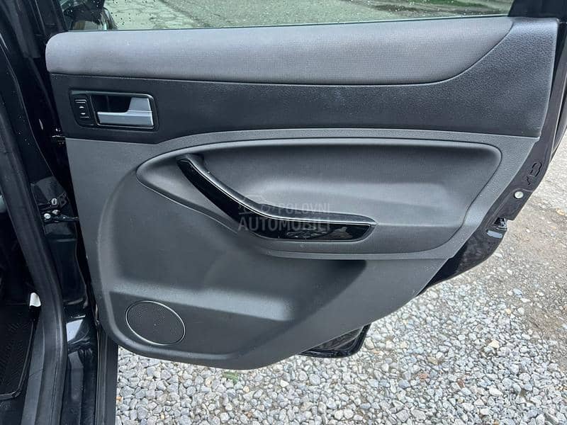 Ford Kuga F.U.L.L OPREMA