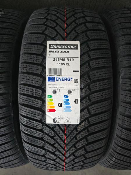 Bridgestone 275/40 R19 Zimska