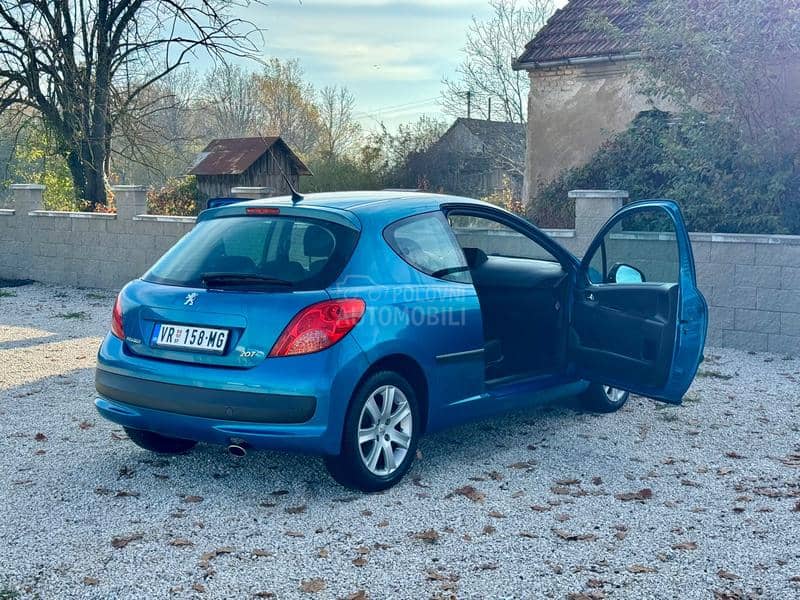 Peugeot 207 1.6