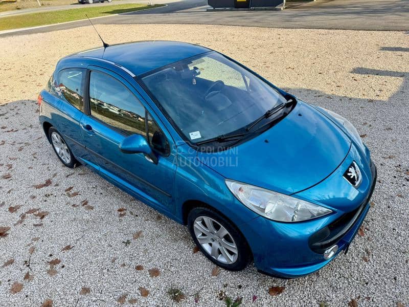 Peugeot 207 1.6