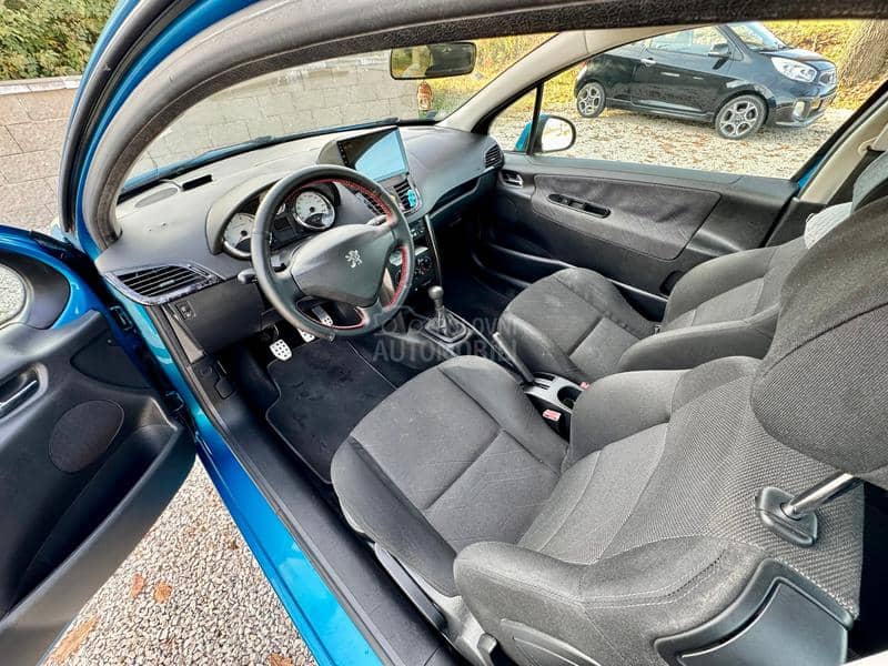 Peugeot 207 1.6