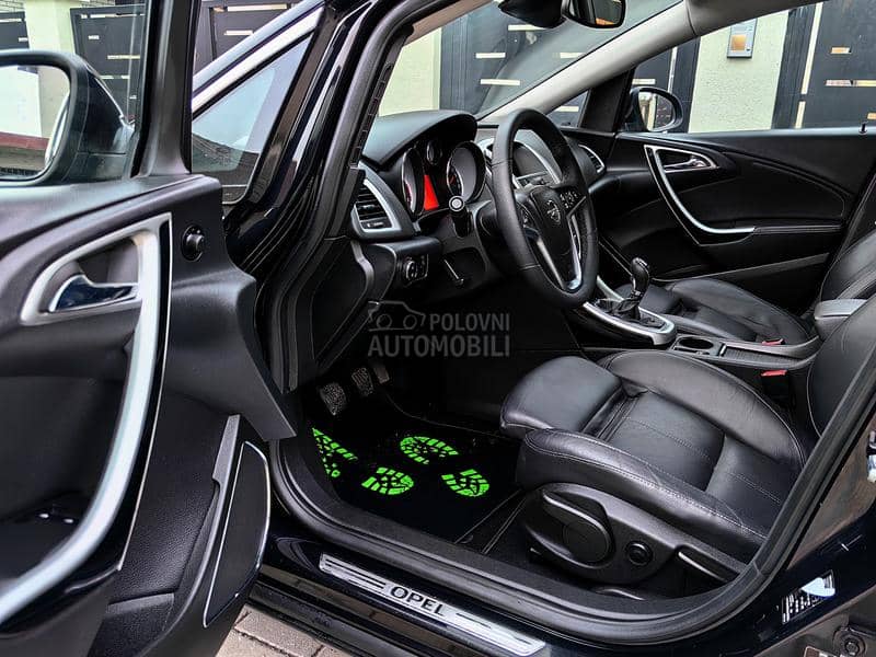 Opel Astra J 1.7CDTI XEN0 NAVl