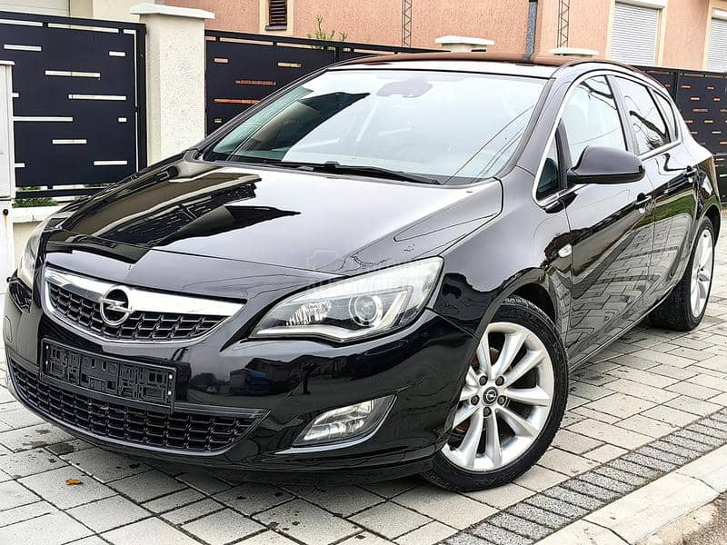 Opel Astra J 1.7CDTI XEN0 NAVl
