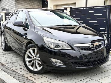 Opel Astra J 1.7CDTI XEN0 NAVl