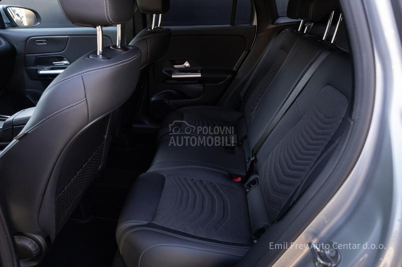 Mercedes Benz GLA 180 