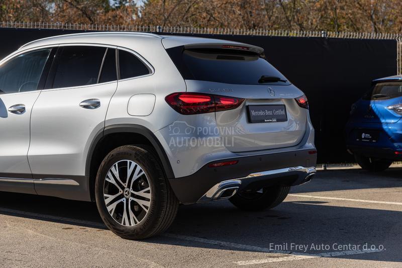 Mercedes Benz GLA 180 