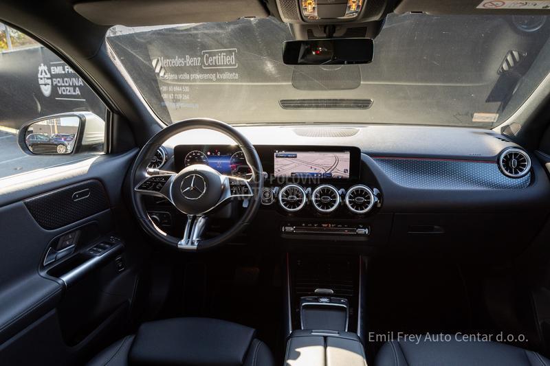 Mercedes Benz GLA 180 