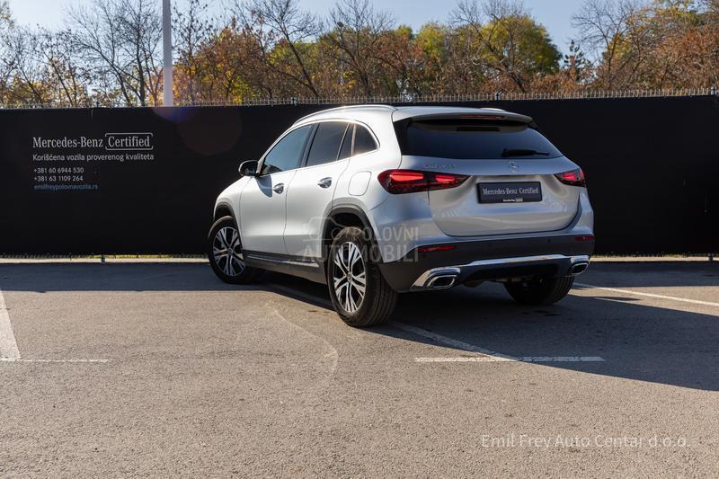 Mercedes Benz GLA 180 