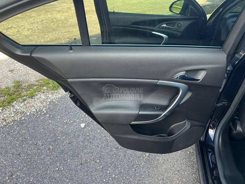 Opel Insignia 2.0 CDTi