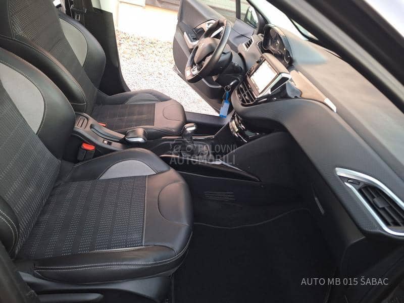 Peugeot 2008 1.6BlueHDI Executive