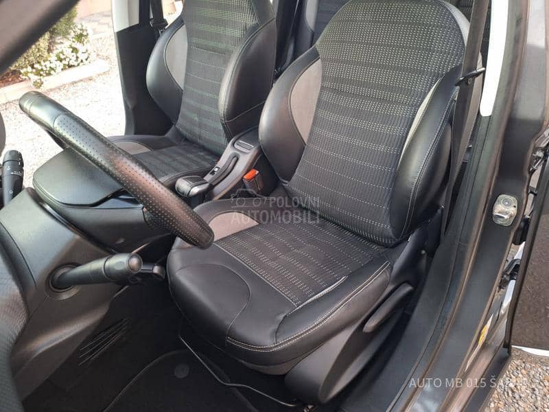 Peugeot 2008 1.6BlueHDI Executive