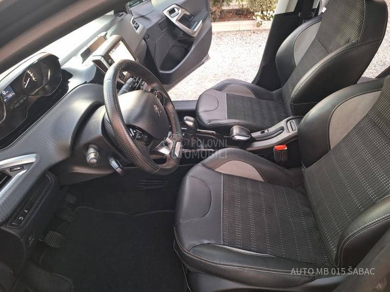Peugeot 2008 1.6BlueHDI Executive