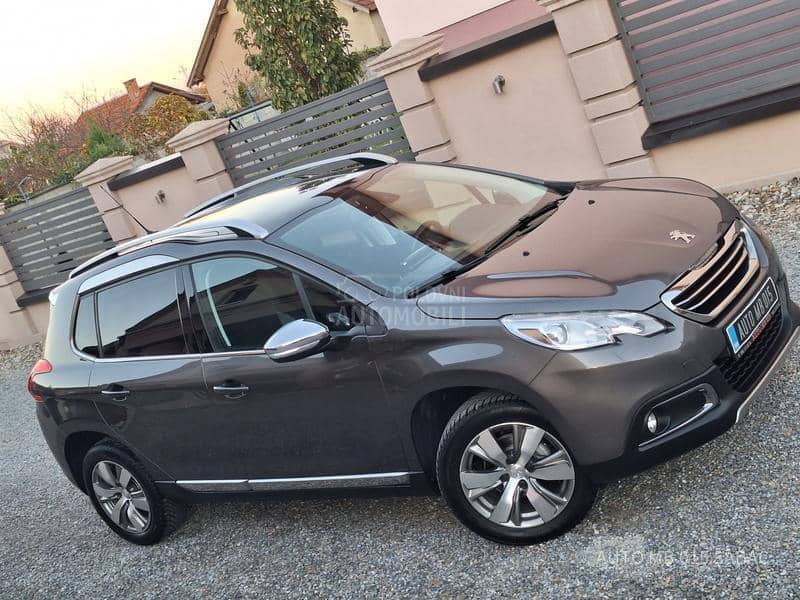 Peugeot 2008 1.6BlueHDI Executive