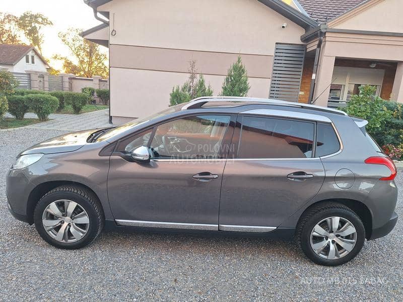 Peugeot 2008 1.6BlueHDI Executive