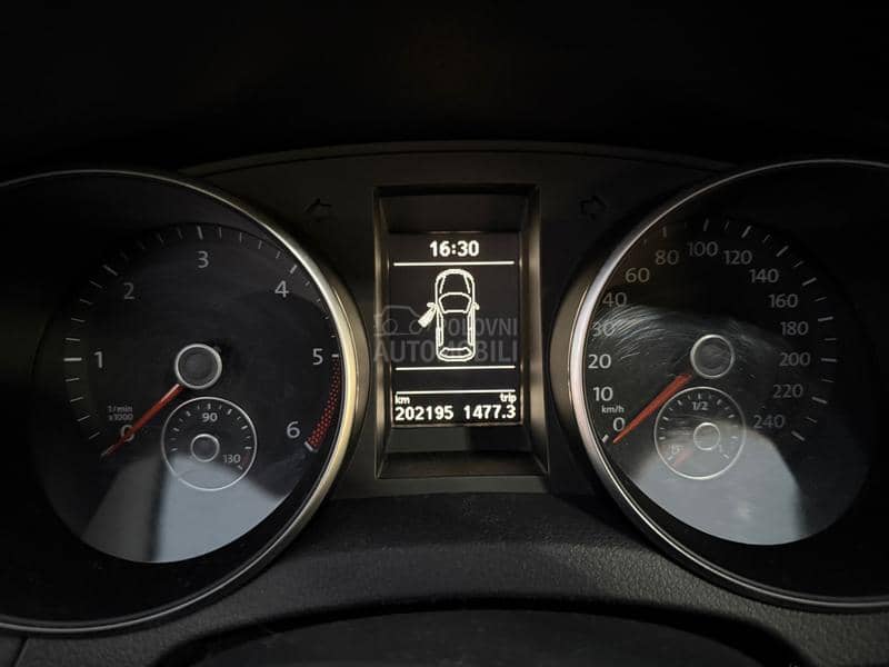 Volkswagen Golf 6 1.6TDI NOV NOV