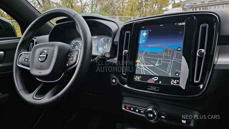 Volvo XC40 T3 163 hp