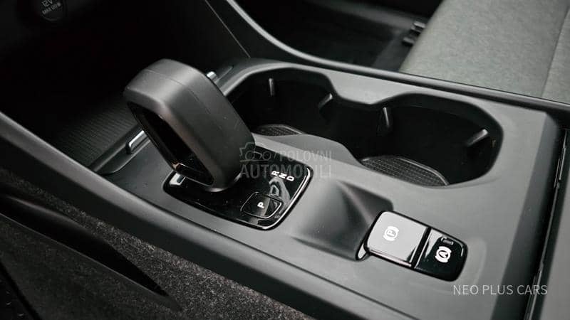 Volvo XC40 T3 163 hp