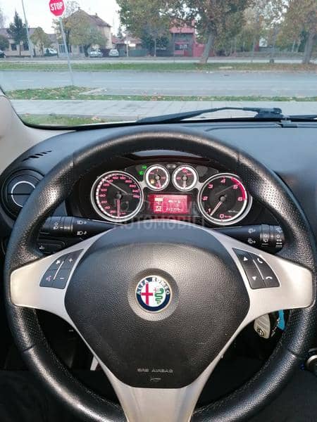 Alfa Romeo MiTo 1.3 MJTD