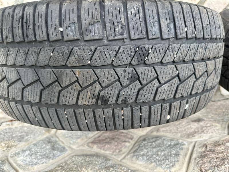 Continental 245/50 R19 Zimska